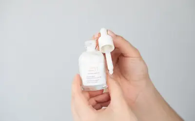 Eeny meeny serum rewitalizujące: opinie, skład, efekty. Czy warto?