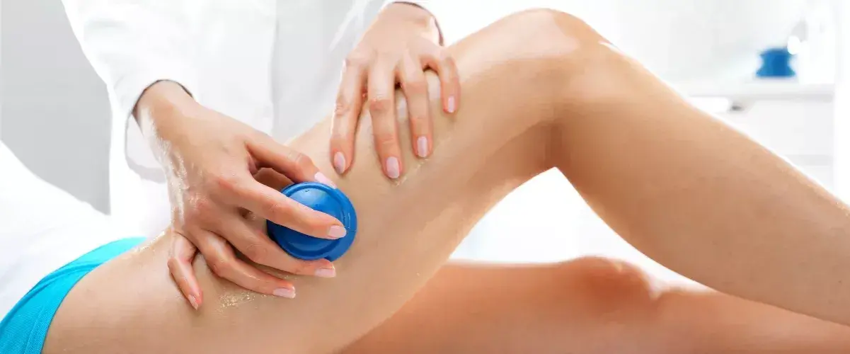 Domowy masaż bańką chińską: Skuteczny sposób na cellulit