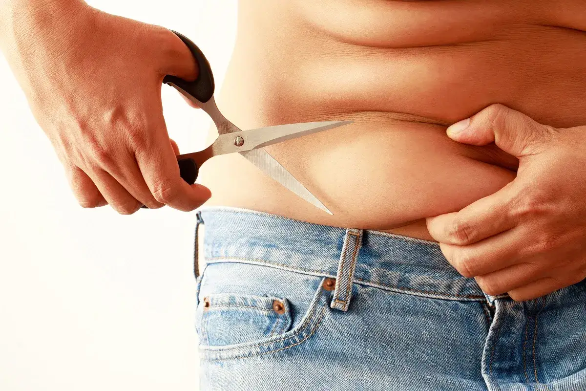 możliwe powikłania po liposukcji
